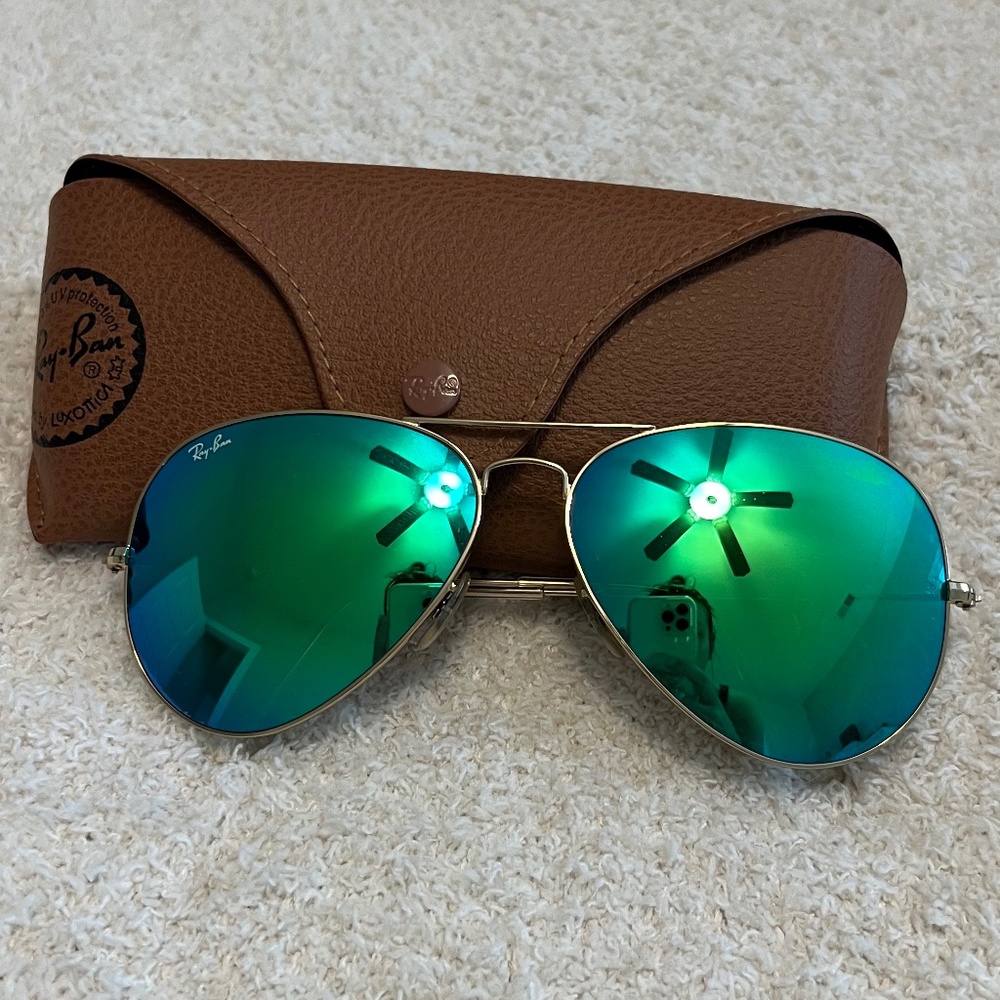 Ray-Ban Rb3025 Custom Large Aviators W/ Green Fla… - image 1